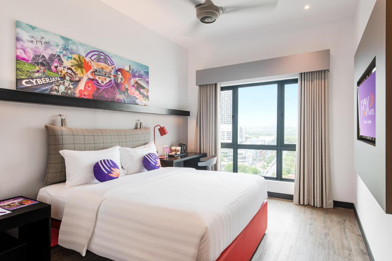 Fox Lite Hotel Dpulze Cyberjaya Exterior photo